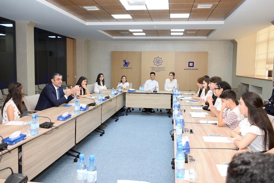 20914595_1918159661777516_7724963947445680886_n