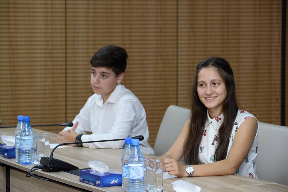 21034198_1918159631777519_1562414370976982667_n